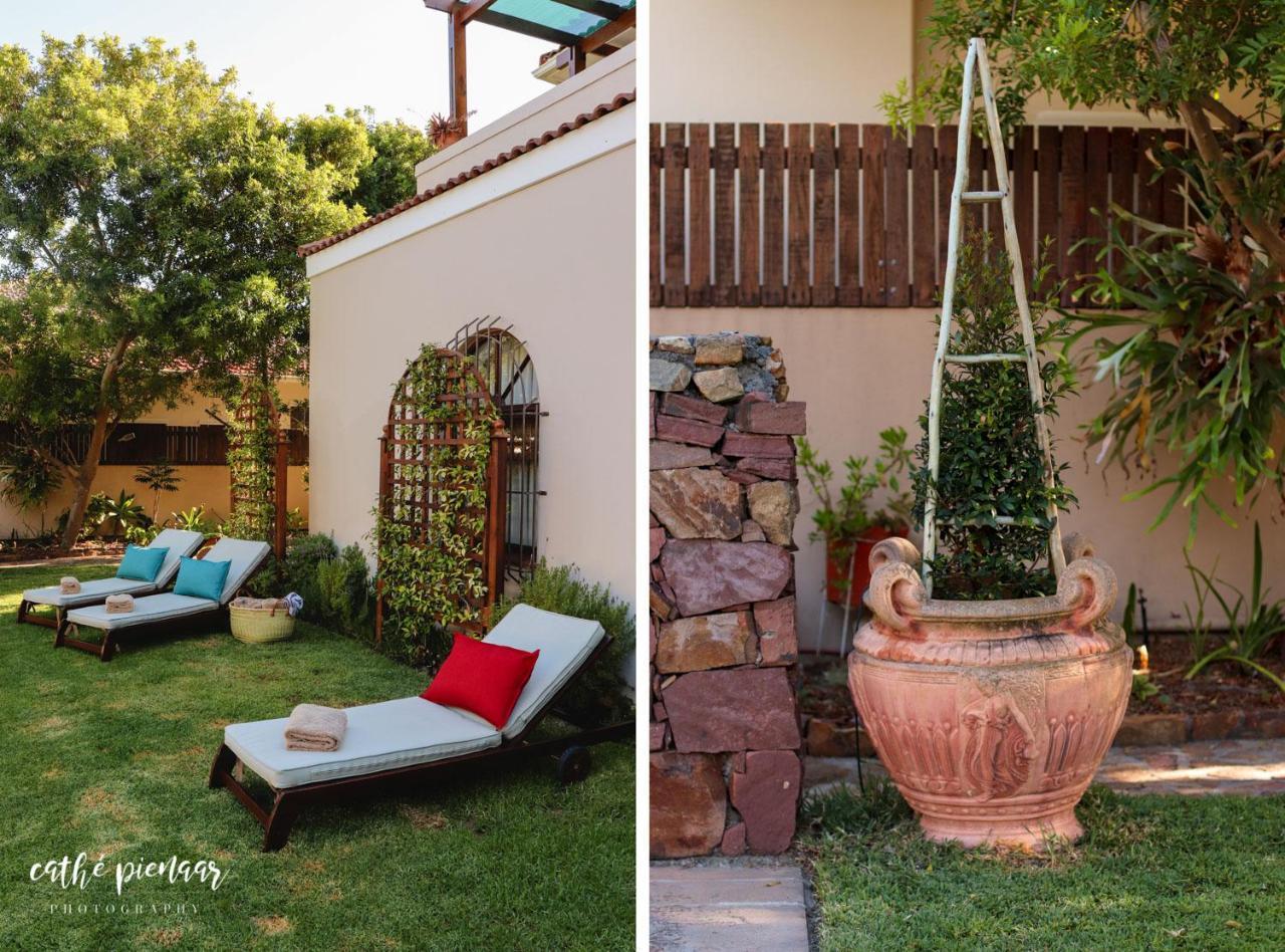 A Tuscan Villa Guest House Fish Hoek Bagian luar foto