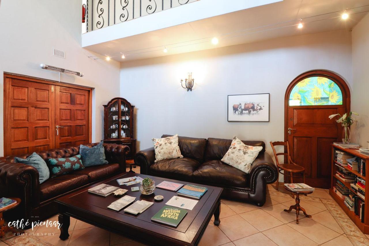 A Tuscan Villa Guest House Fish Hoek Bagian luar foto