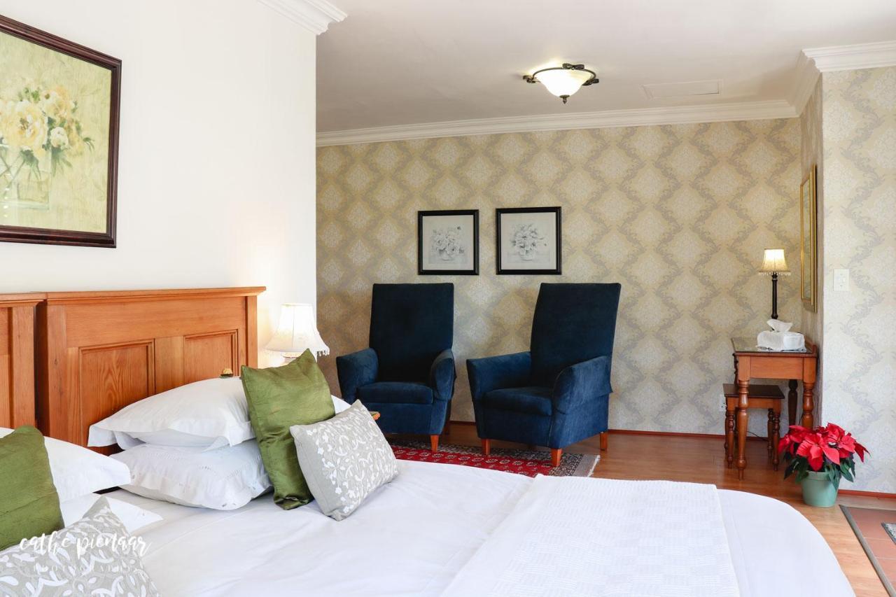 A Tuscan Villa Guest House Fish Hoek Bagian luar foto